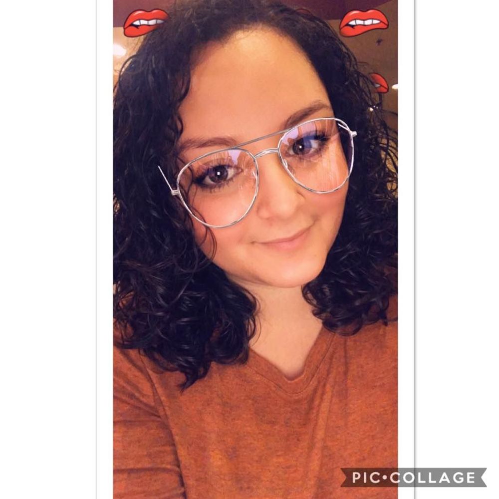 Meet your Posher, Kimberly